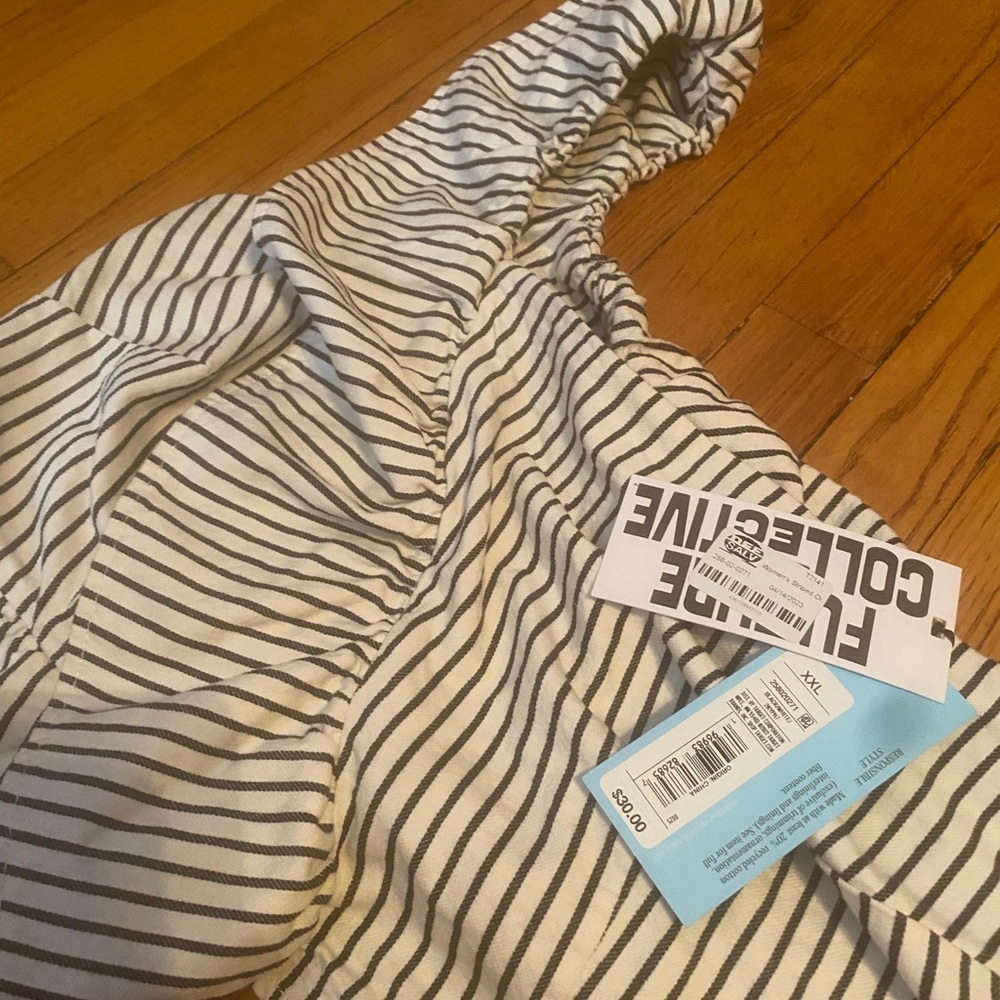Striped One-Shoulder Ruffle Top - Picture 6 of 8